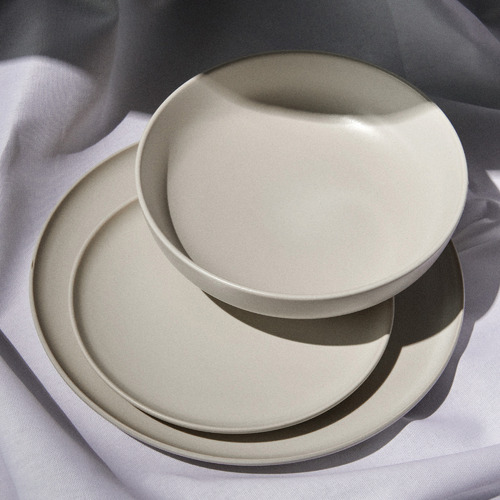 Salt & pepper clearance dinner set